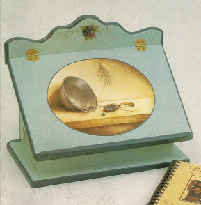 Pewter Pan with Berries - Ann Kingslan